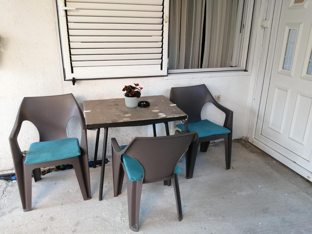 State Apartmants 2 Kotor Exterior photo